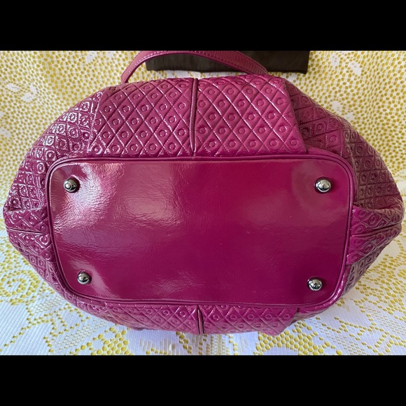 PRELOVED - AUTHENTIC TODS HANDBAG - Picture 2 of 16